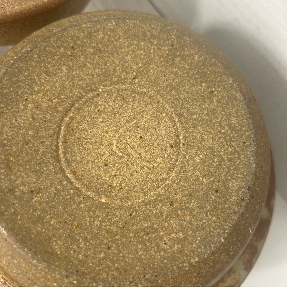 Vintage Studio Art Pottery Stoneware Set of 4 Bowls Brown Speckled Artist Signed - Picture 7 of 7